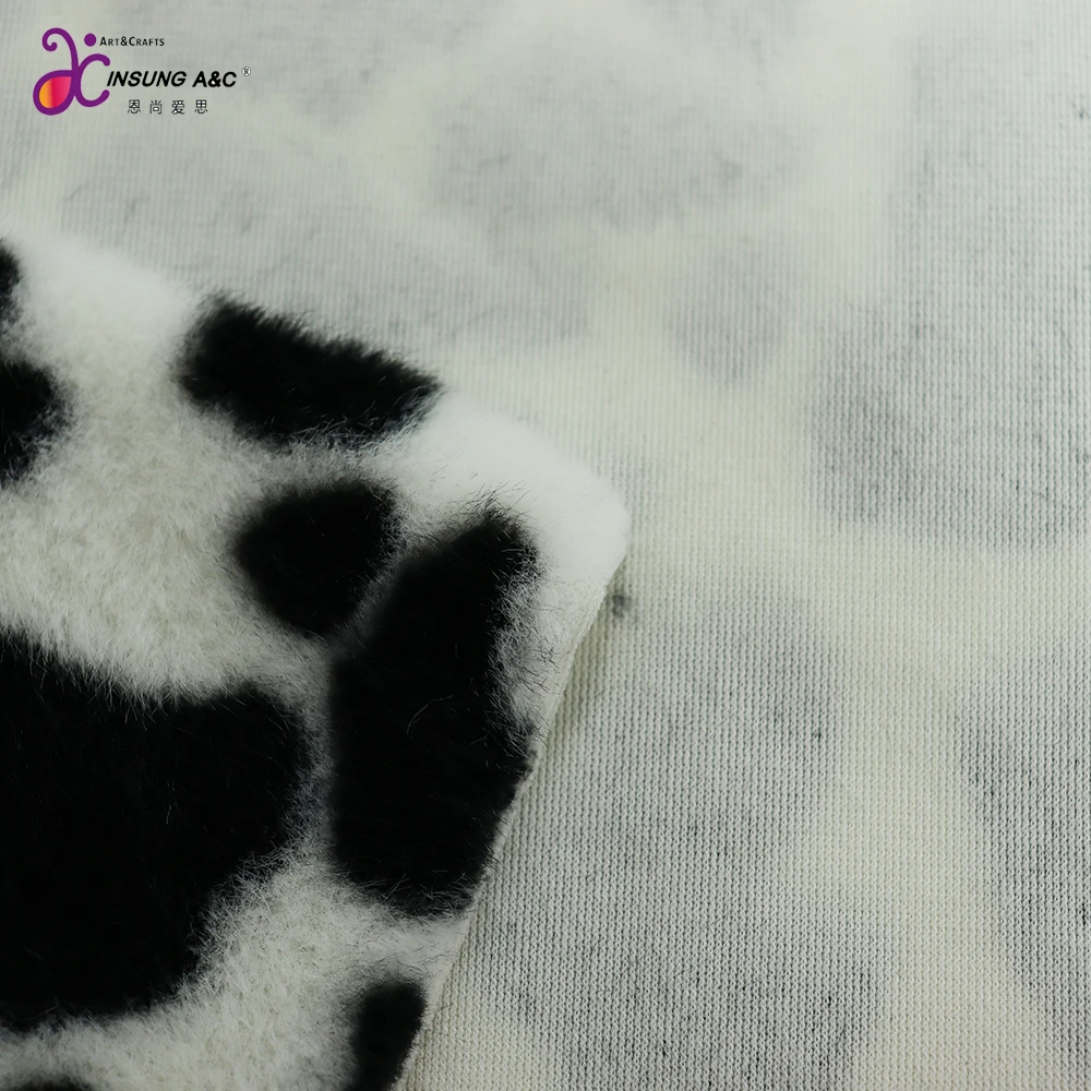 Single-sided  Faux Fox Fur Cow Printing Fabric 500GSM 1.5 Width Winter Vest Plush Fabric