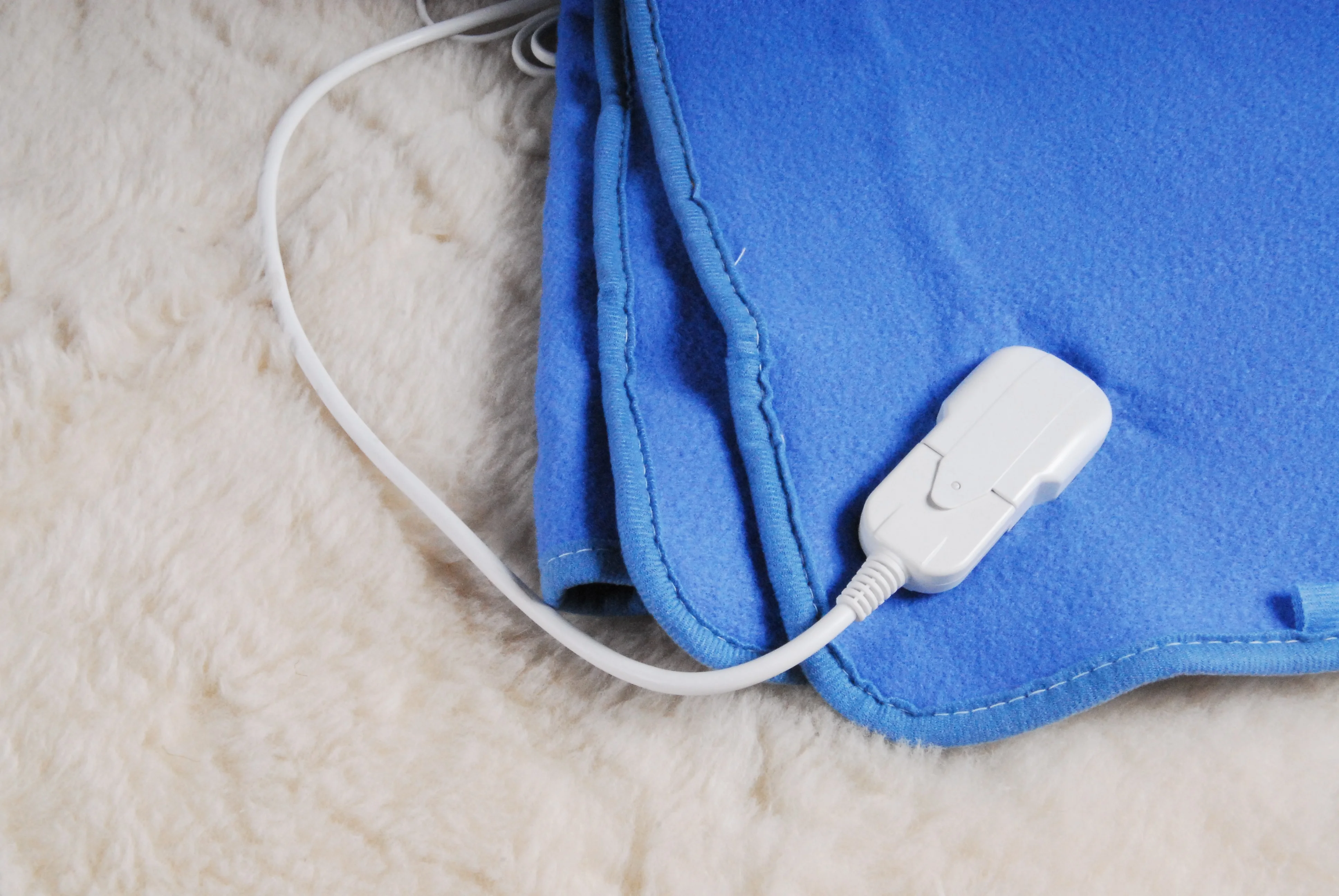 60W Electric under blanket,1-9 heat settings and 1-9h adjustable timer ,non-woven fabric,160*140cm,Blue,rapid heating,double