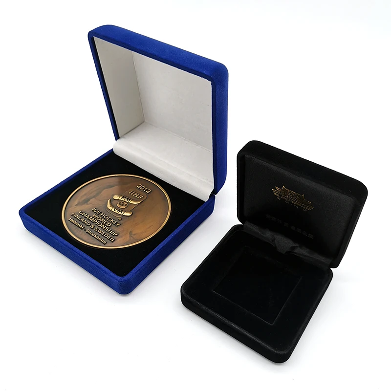Custom Square Velvet Jewelry Box Flannel Display Case for Medal Badge Commemorative Coin for Necklace Packaging