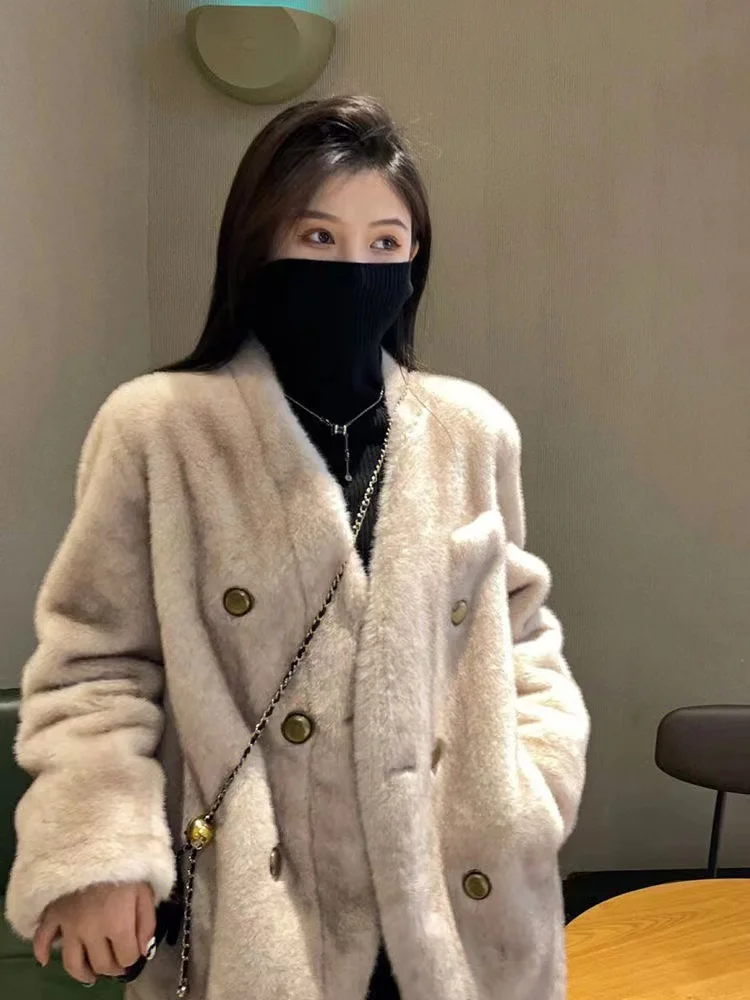 Custom OEM/ODM Wholesale Faux mink Fur Coat Short Winter Fur Jacket Female Luxury Custom Fur Coat