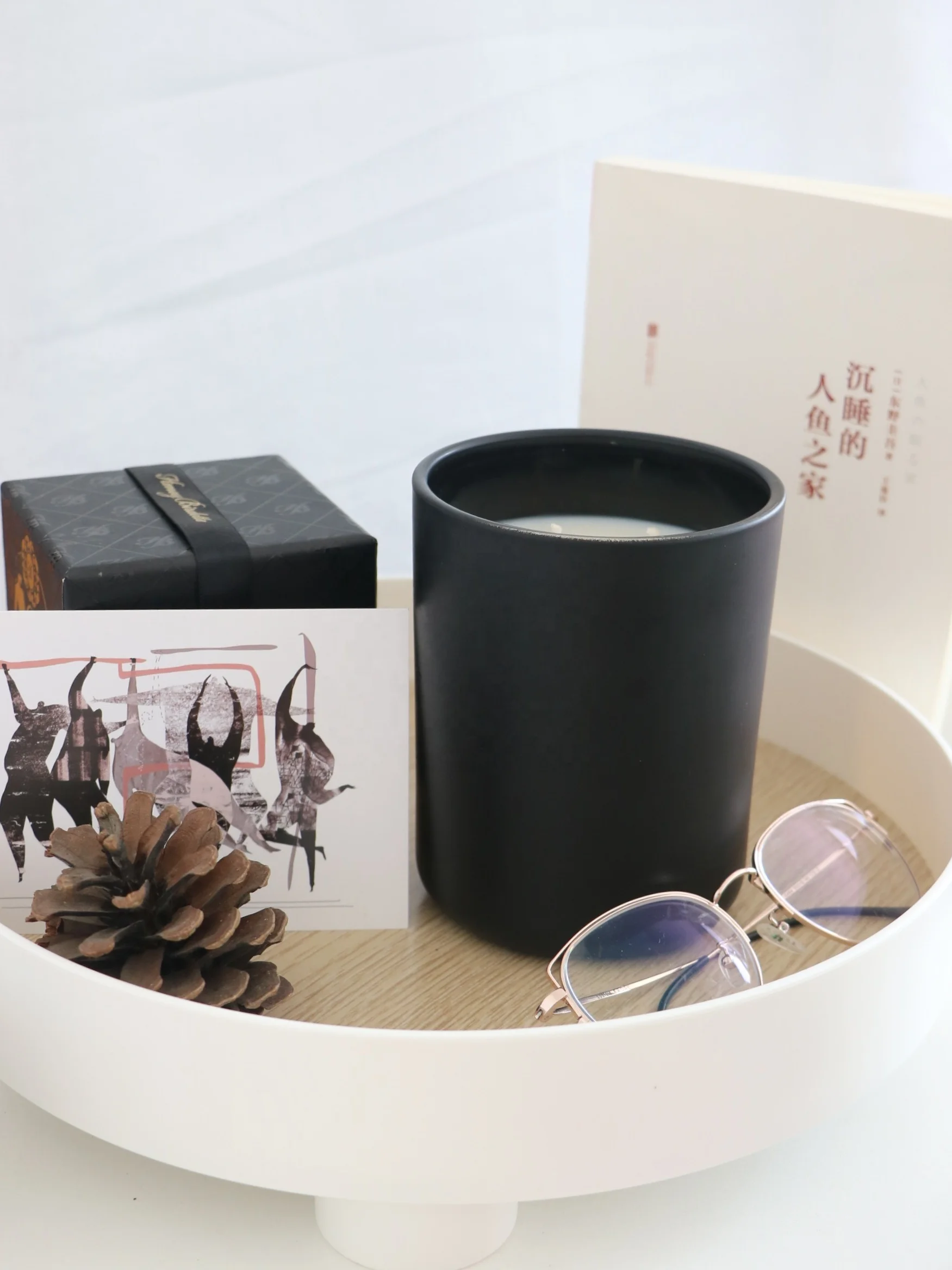 No Smoke no Paraffin wax Luxury design Glass jar candles with Soy wax Materials for Party and Home decoration