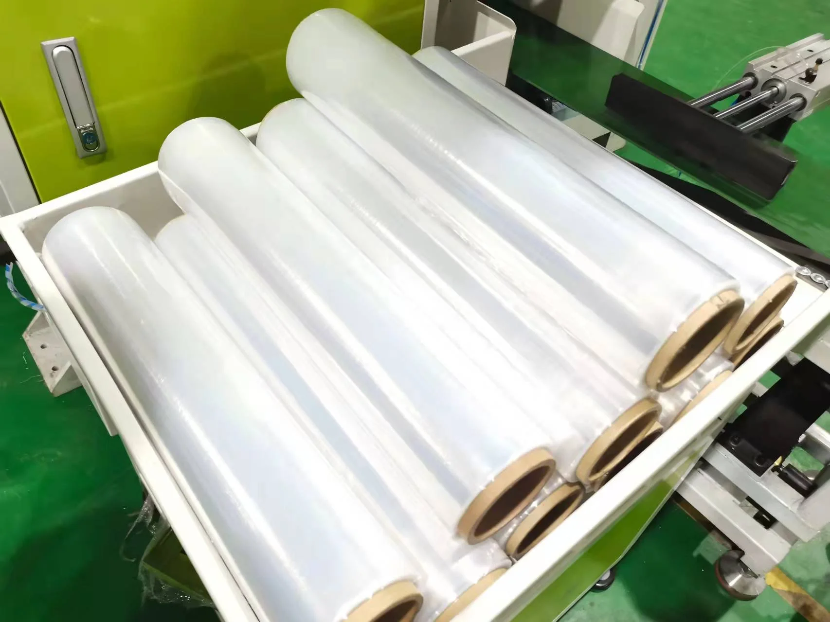 JX-500 Four shaft Automatic High Speed stretch Film Rewinding Machine lldpe pof pvc wire pvdc pva cling film rewinder machine