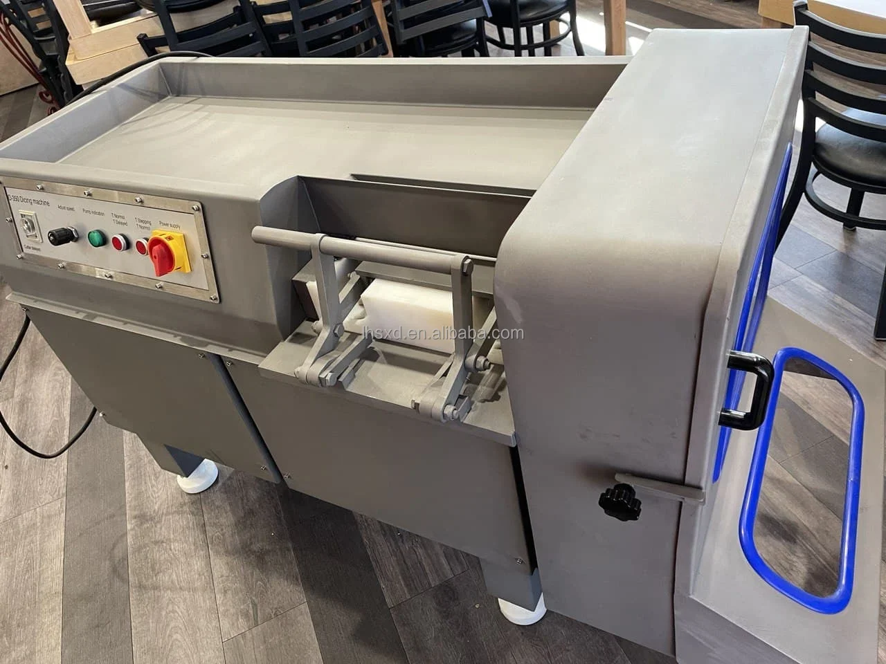 Frozen Fish, Chicken, Beef Cube Dicing and Cutting Machine/Poultry Meat Cutting Machine