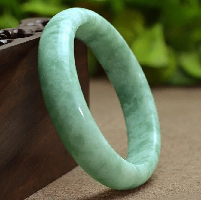 Fashion Accessories Charm Jewelry Hand-Carved Lucky Amulet Gifts Natural Bangle Green Jade Bracelet for Women