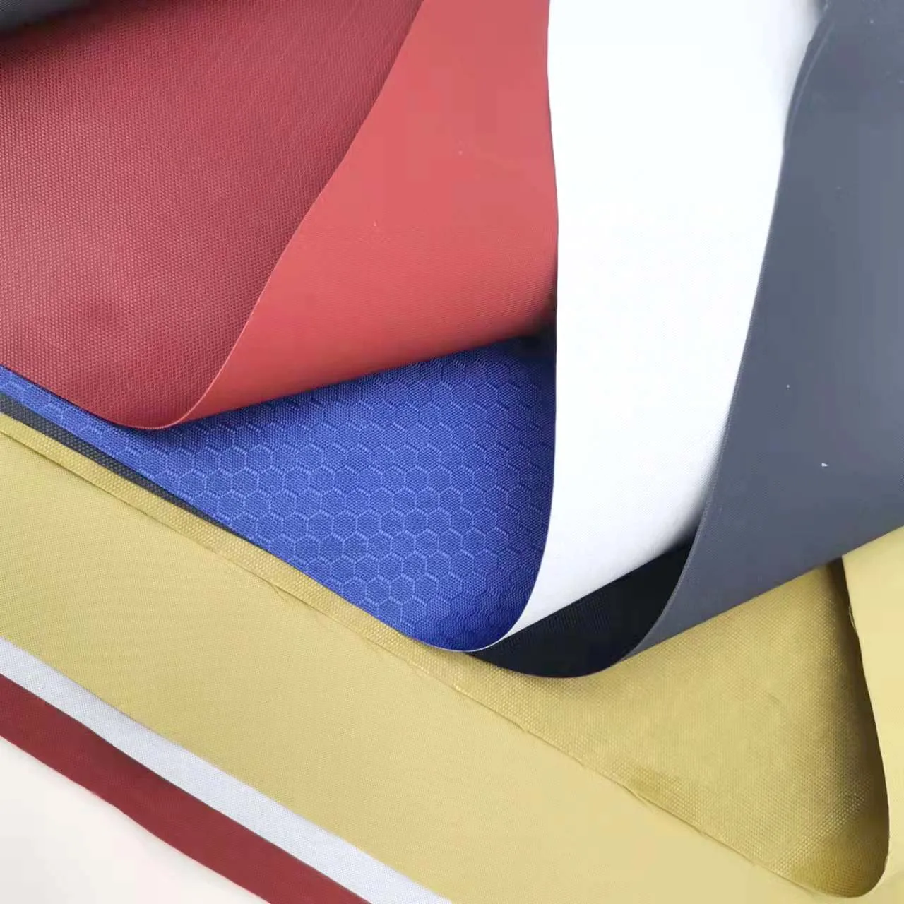 300D 600D 1000d PVC coated fabric oxford waterproof polyester taffeta tent fabric raincoat fabric customize printing