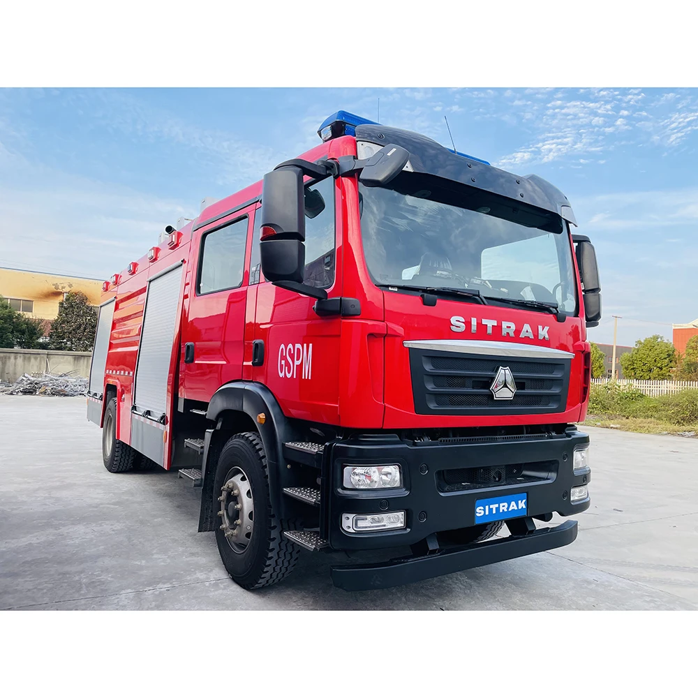 2024 new factory cheap price Sinotruck sitrak man 6000 L water and foam tank pump fire fighting truck with seat for sale