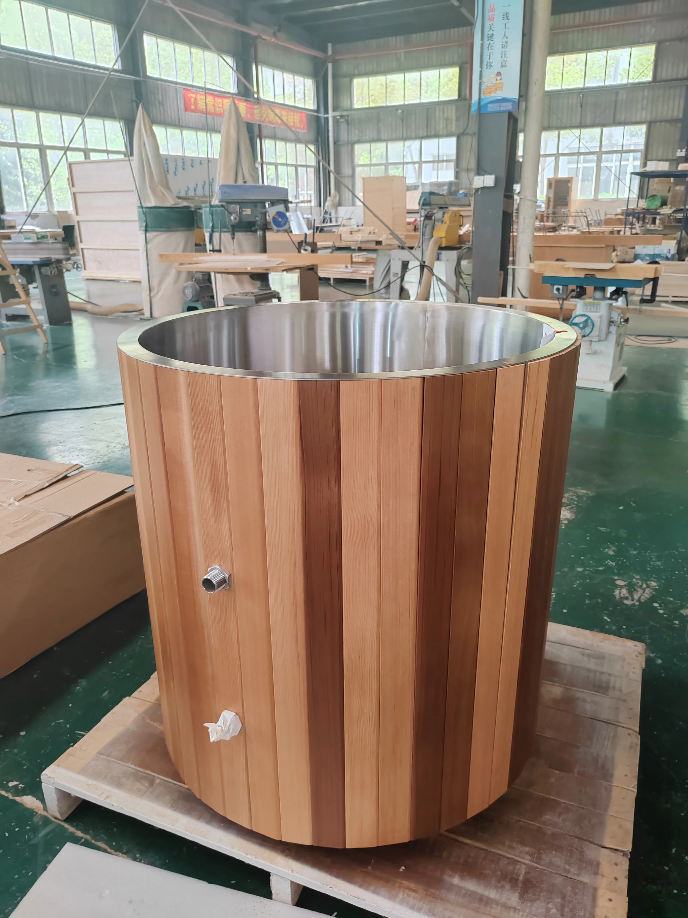 Hot Sale Wooden Outdoor Water Ice Pail Tub Ice Bath SPA Sauna Tub Recovery Cold Plunge Chiller Machine