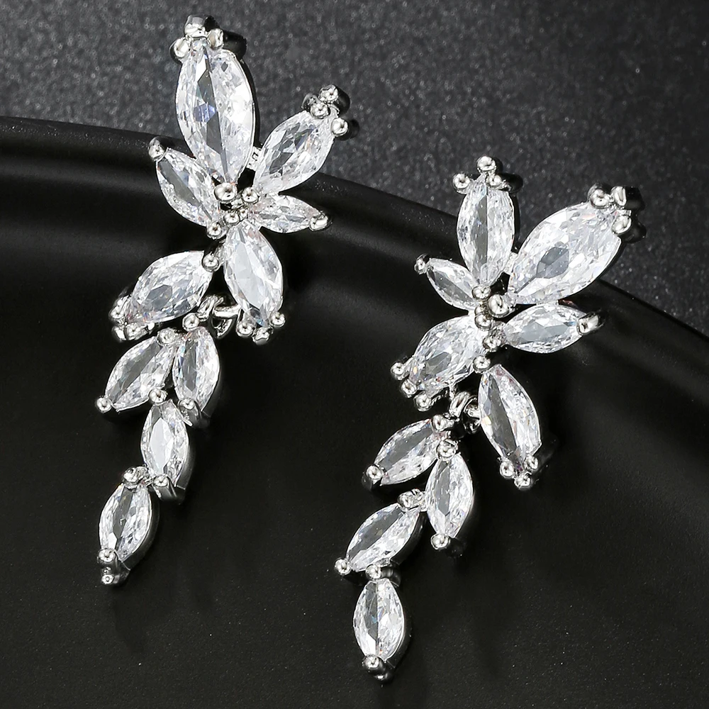 Vintage High-End Diamond Wheat Earrings Personalized Water Drop Zircon Elegant Alloy Jewelry for Bridal Party Accessories