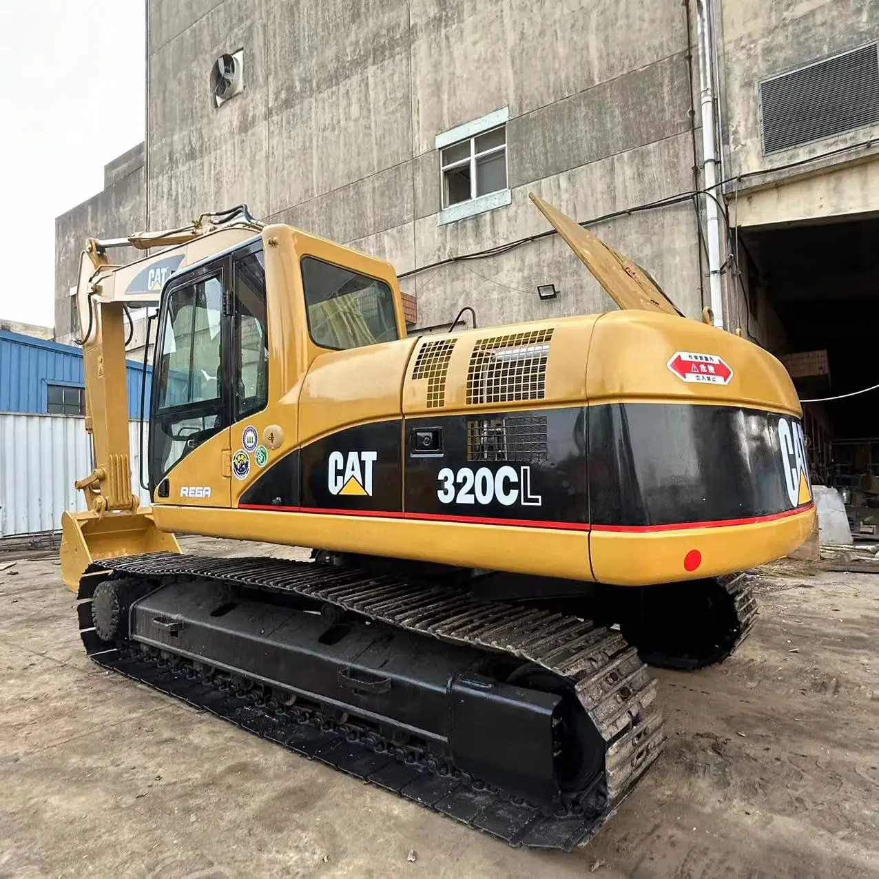 Hot sale 20 ton Used CAT 320CL 320B/BL 320D/D2 320GC 320D2L  excavators Hydraulic Crawler with best working condition