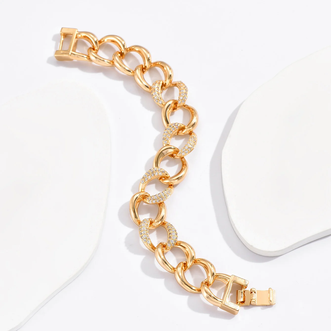 Wholesale Jewelry Fashion Hot Sale Watch Bracelet With 18K Gold Plated Bracelets