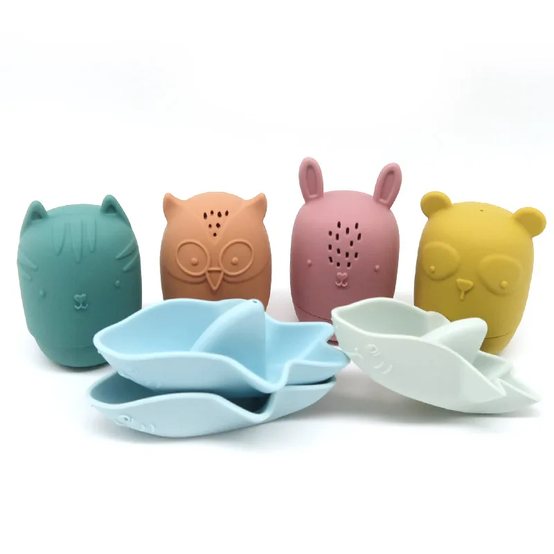 Hot Sale Cute Animal Beach Toys educational Baby Toys eco-friendly Bath baby silicone Owl Shark Boat Floating toys for Toddler