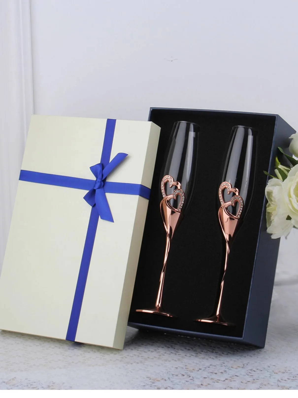 Wholesale Creative Heart Set Diamonds Champagne Flutes Wedding Glasses Toasting Cups Gift Sets Engagement Wedding House W