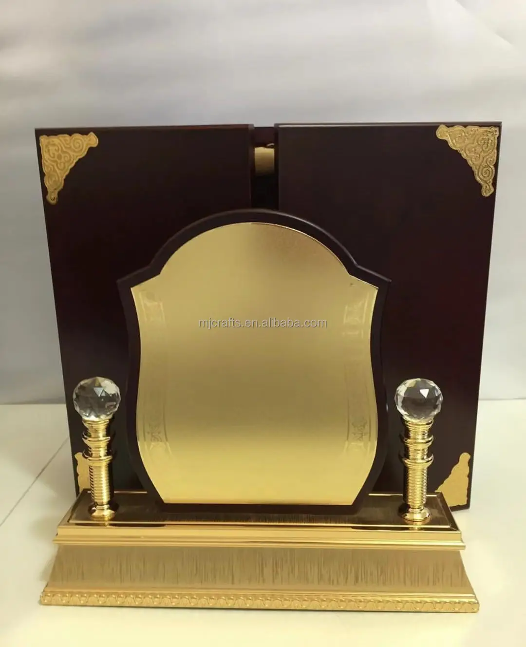 High Quality Factory Direct Selling Wooden Trophy Awards Plaque Box As Souvenir
