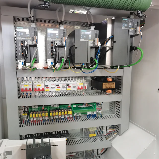 Best Selling BT spindle  Casting Iron Body Cnc 5 Axis Machining Center For Metal