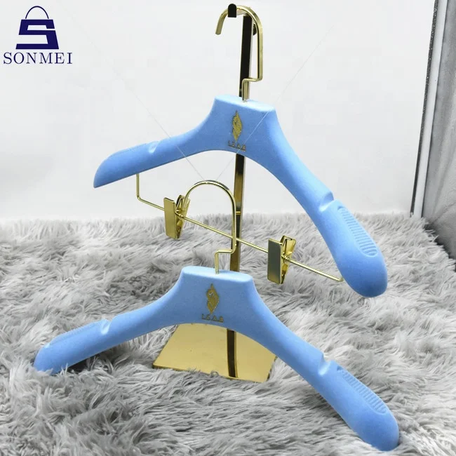 Metal clips embossed logo coat nonslip green velvet skirts hanger