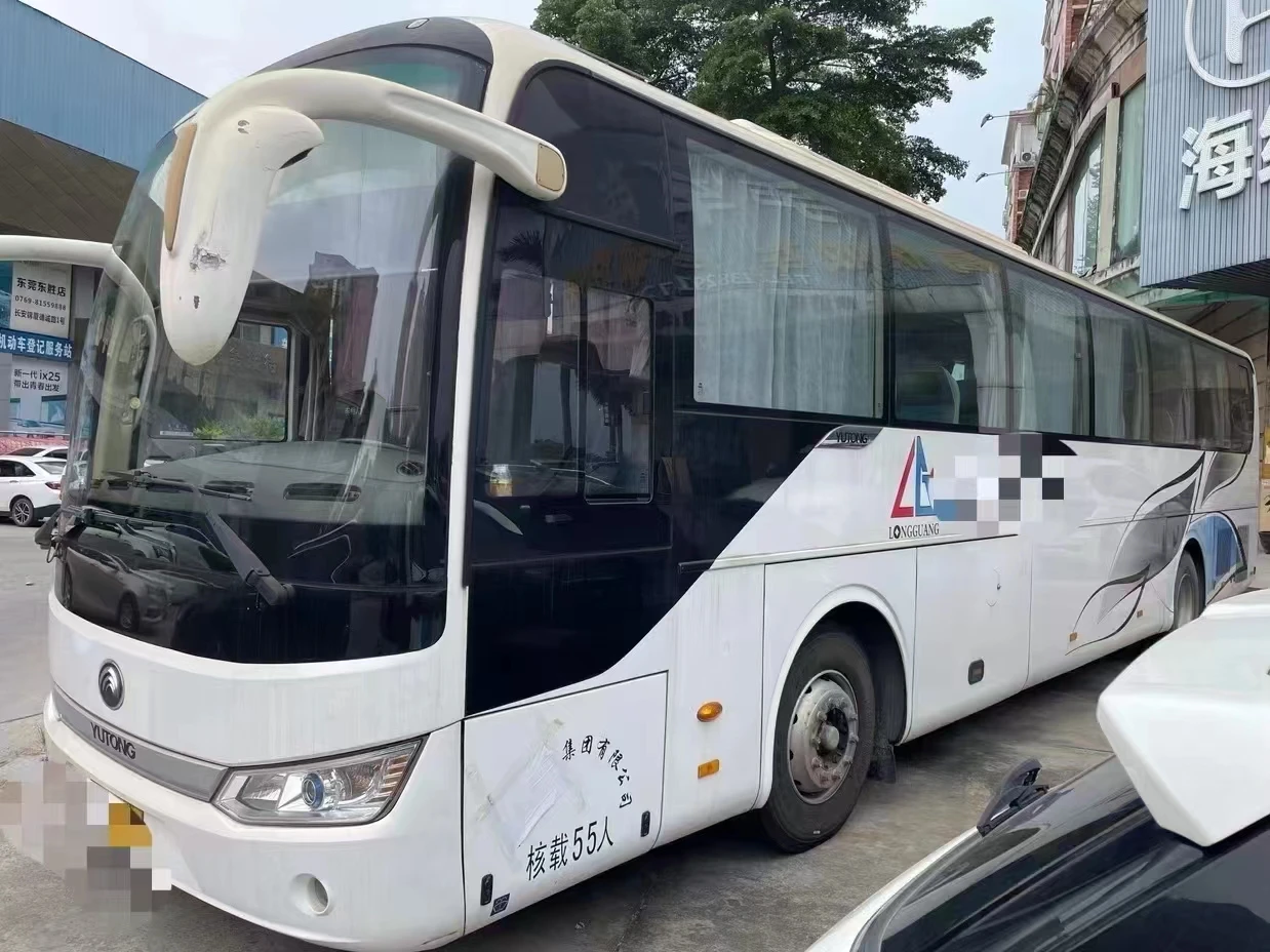 Coach Bus Yu tong ZK6110 Luxury 47-Seater Used Travel Bus Turbo Engine Hiace FWD Drive Fast Delivery New Condition Left Steering