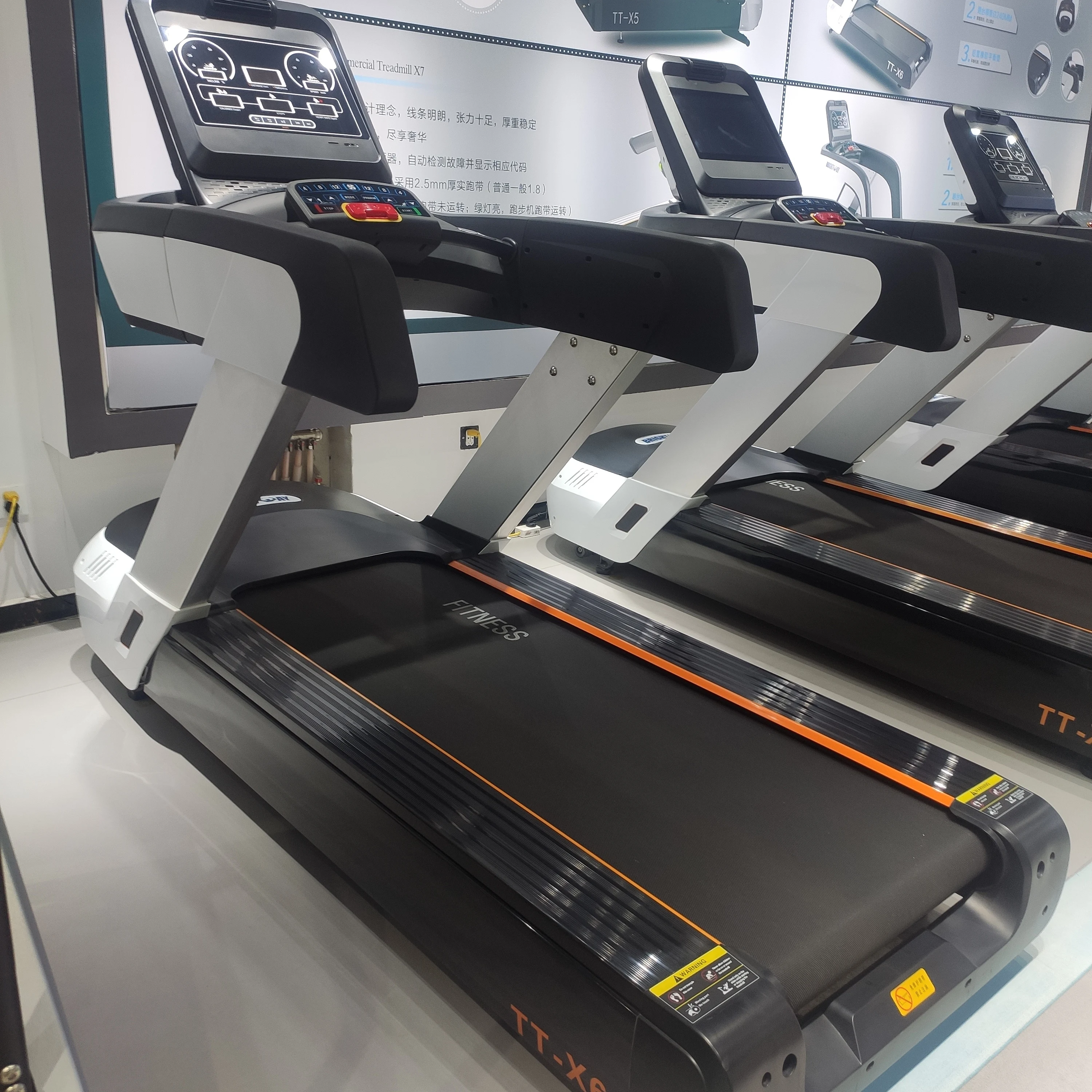 Gym Fitness Exercise Heart Rate Treadmill Commercial Home Use Running Machine Heart Rate Electric Treadmill