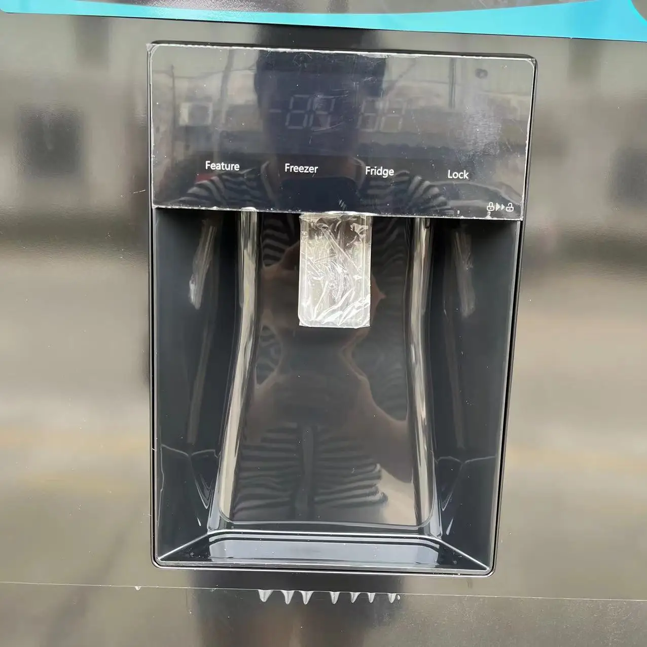 Refrigerator door opposite 573L air-cooled frost free with drinking water function side-by-side refrigerators freezer