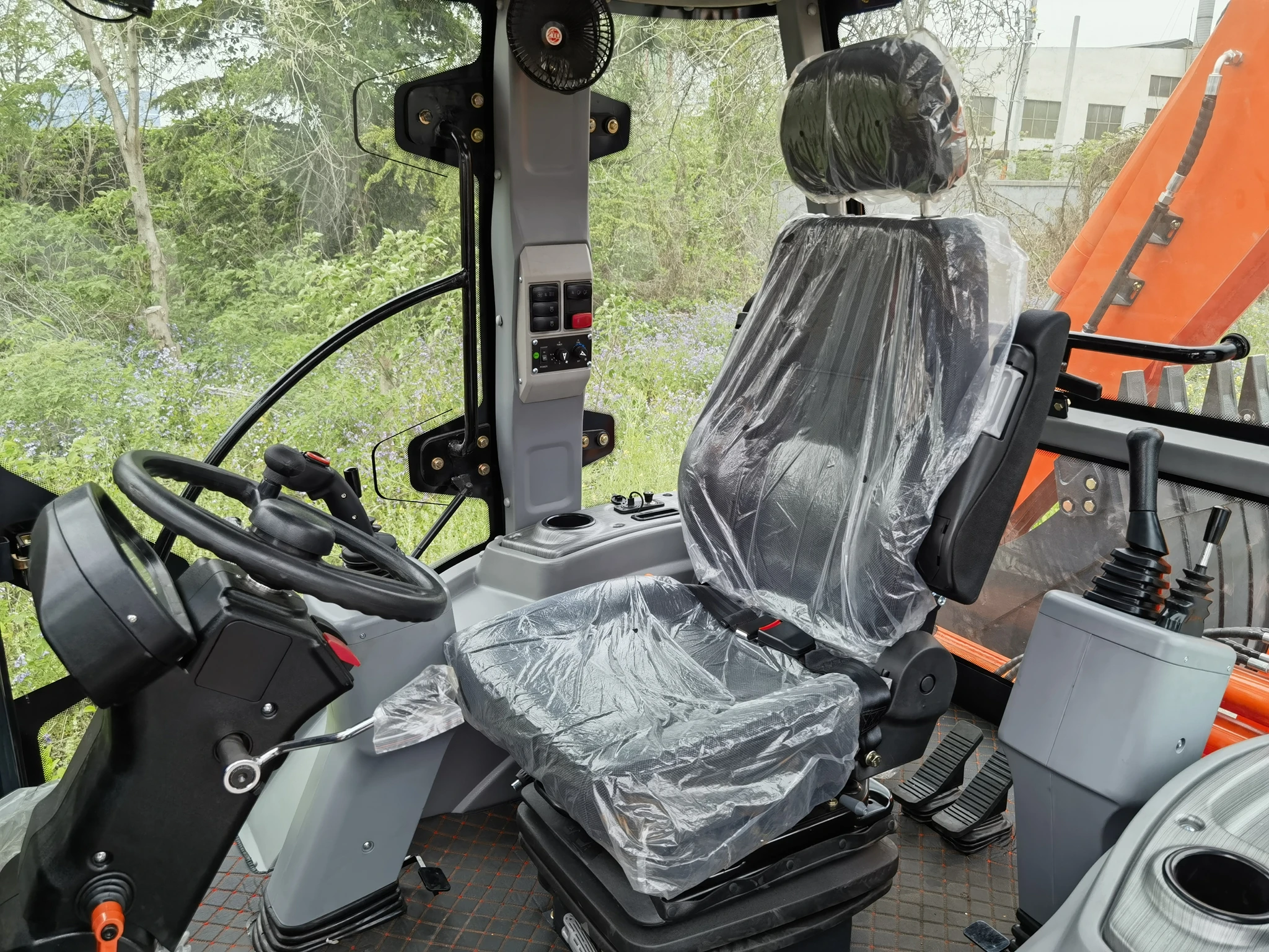 SOVOL Новый 8200 кг операционный вес 4wd экскаватор-погрузчик фронтальный погрузчик 2 5 тонн 4x4 для Бразилии и России