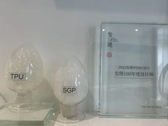 Thermoplastic Polyurethane Film Safety Glass of Buildings Excellent Adhesion to Glass PC TPU Laminating Glass Adhesive Film