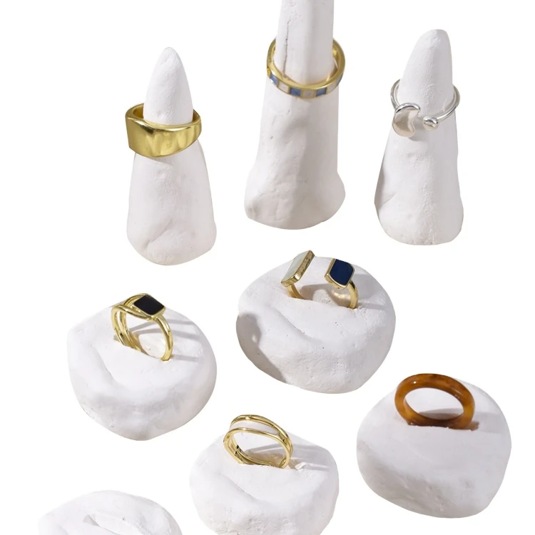 Handmade creative ring support ring jewelry display rack white plaster ring placement storage rack