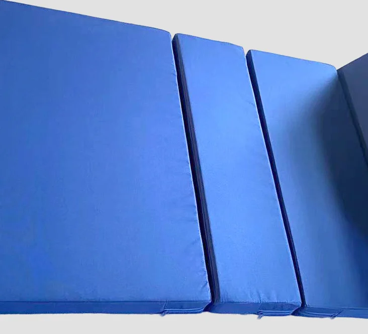 Hospital mattress for hospital bed