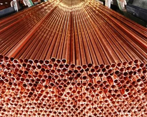 Заводская поставка Прямые Медные трубы ASTM 99.99% с пластиковым покрытием