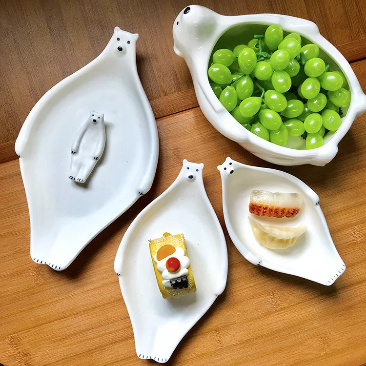 2023 new arrive cute ceramic snack plate set Polar bear design kids plate and dish Animal modeling dessert plate