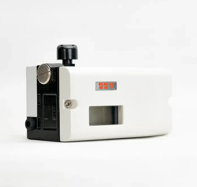 V18345-2022221001 Control Valve Positioner Optimized Performance Gas Media Pneumatic Power General Application Angle Structure