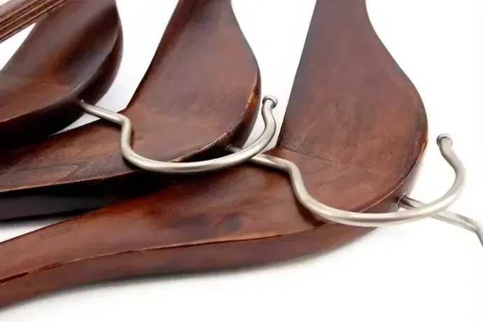 Custom color blue antique wholesale color painted wooden suit hanger factory sale YMTHanger