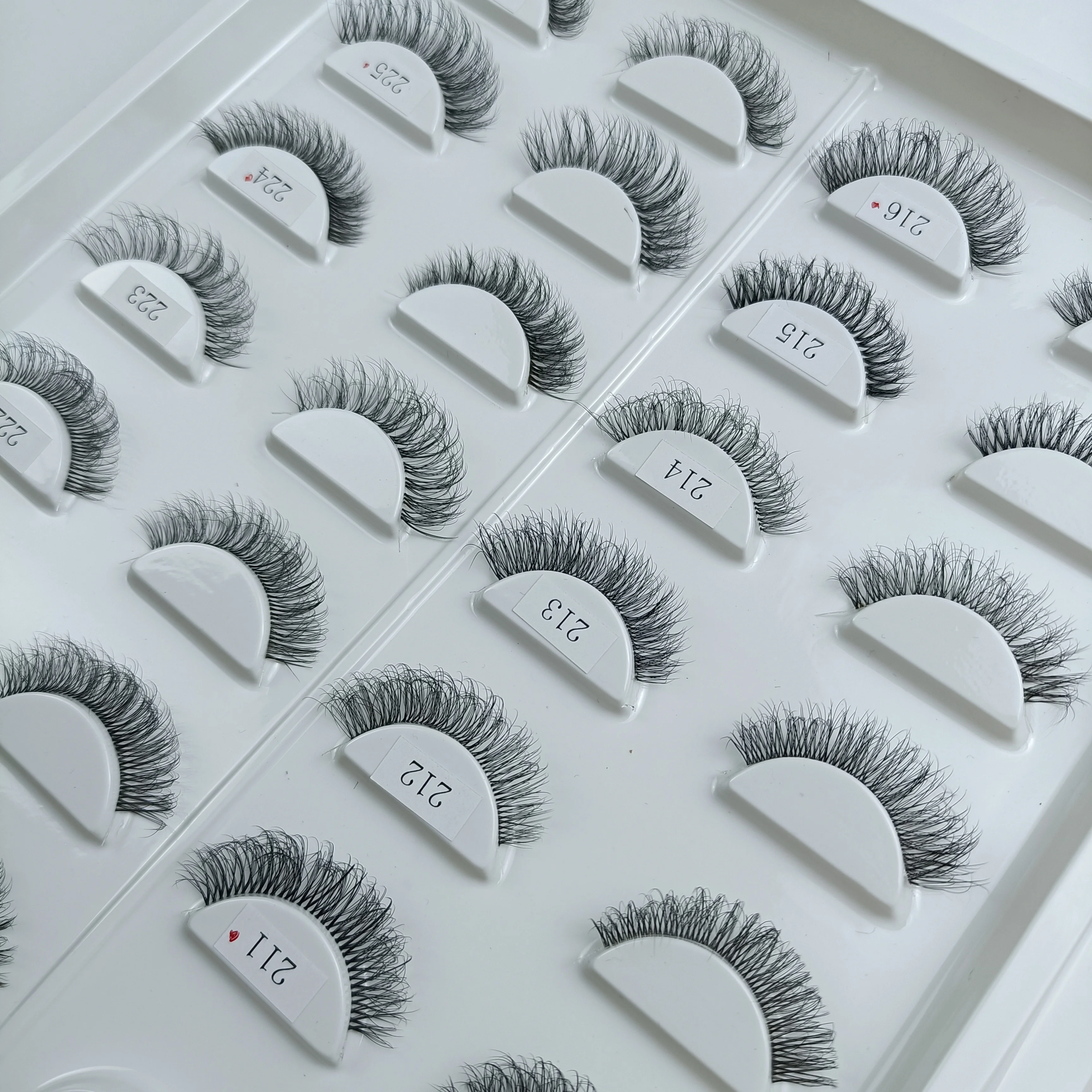High Quality Korean PBT Fiber Clear Band 3D Faux Mink Eyelashes Private Label Invisible Band Faux Mink Eye Lashes