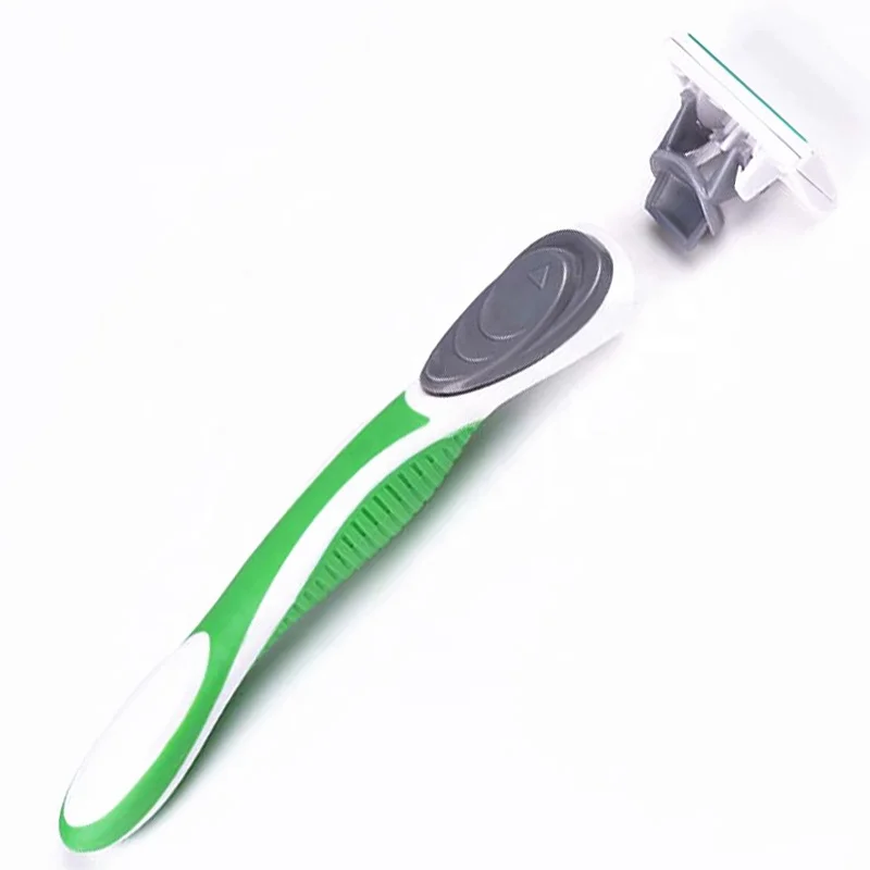 Razor 3 blades of replaceable shaving head with cartridge system razor for men.