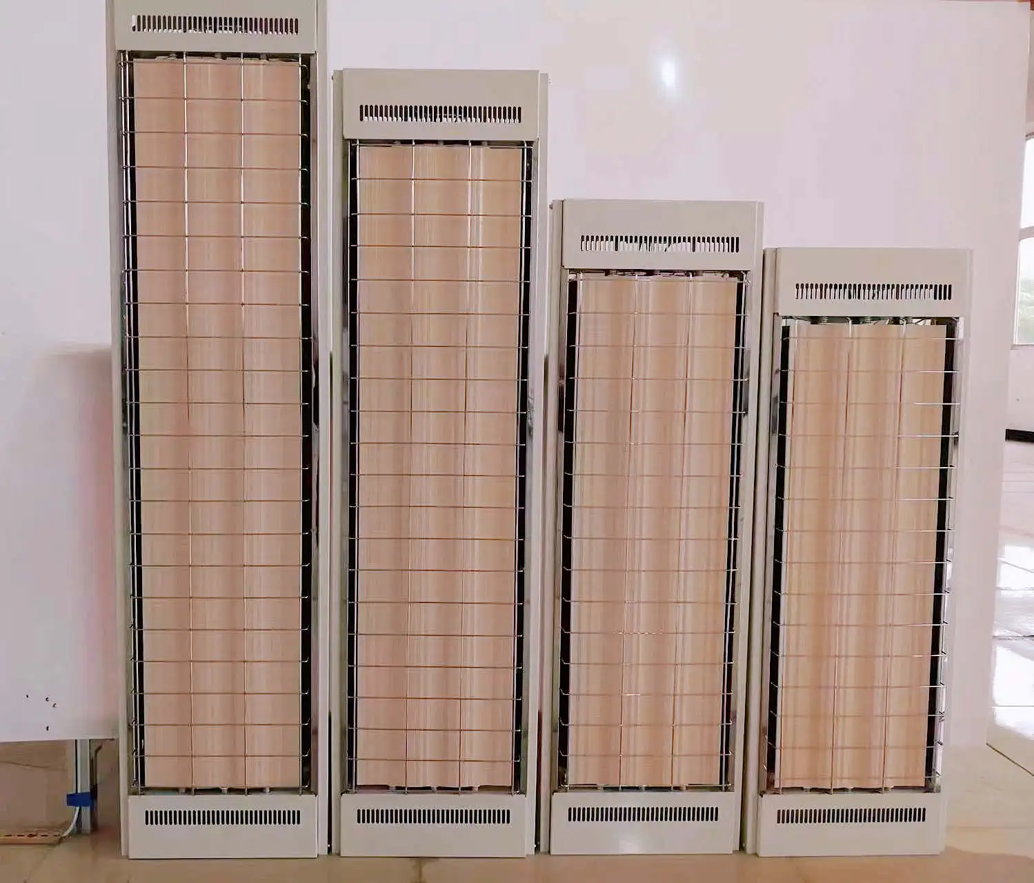 SRKF-30B New High Quality Energy Saving Room Space Intelligent Frequency Conversion Ceramic Heater