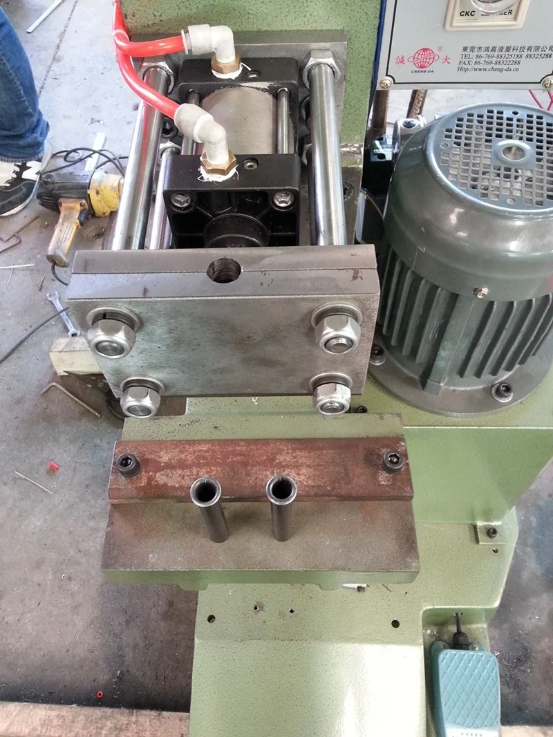 CD-RL ChengDa 30 years Factory direct sale high quality press pneumatic hydraulic automatic solid rivet orbital riveting machine