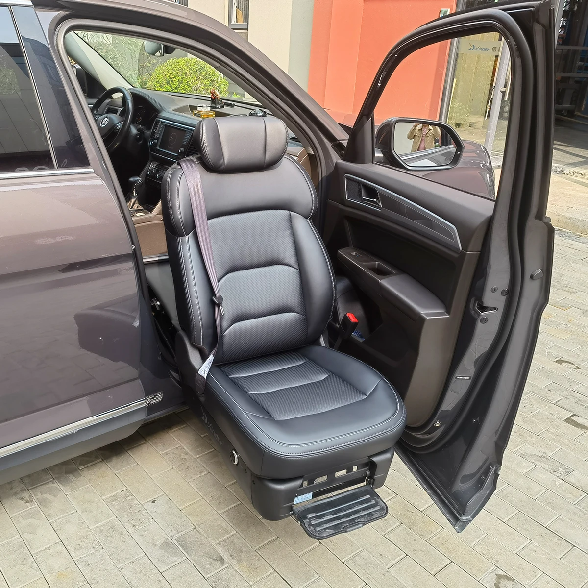 Swivel Car Seat Turning Lifting Seat with 150KG Load Capacity for Disabled Wheelchair Users EMC CE Certification