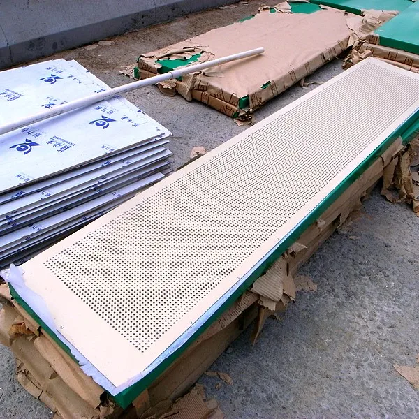 Highway noise barrier wall outdoors soundproof panels traffic noise reduction wall >25 dB sound acoustic fencing