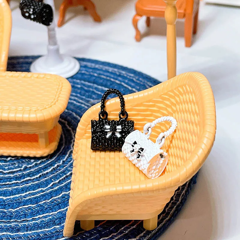 1:12 Dollhouse Miniature Decor Dollhouse Accessories Fashion Handbag Messenger Bag Carrying Bag Miniature Model