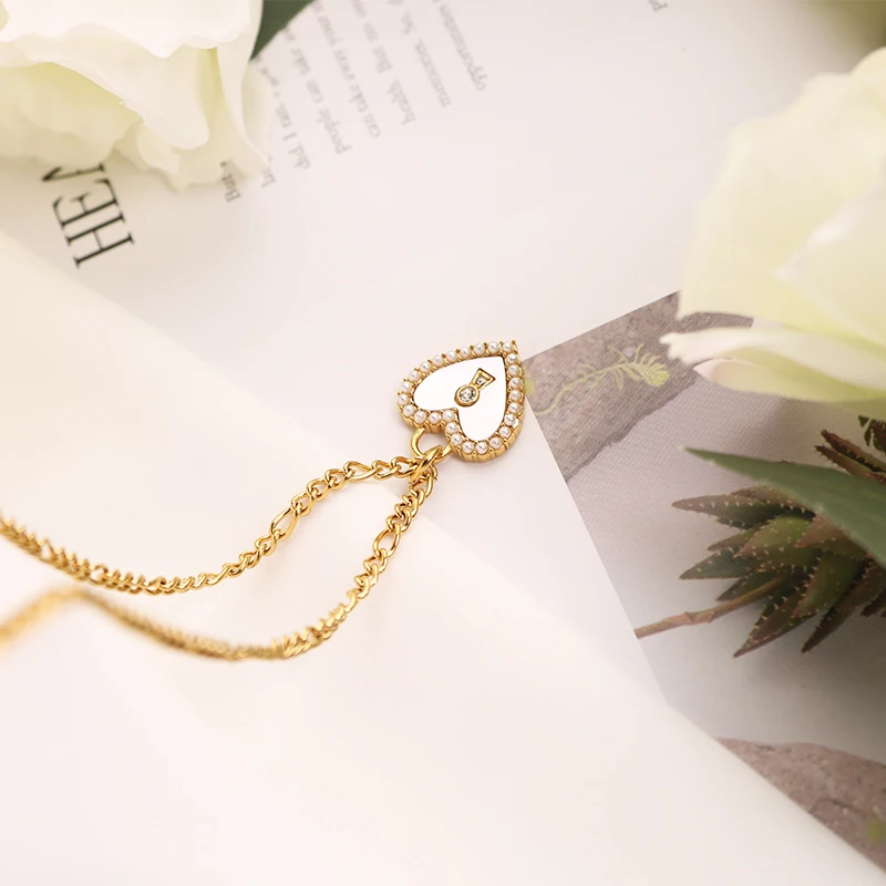 Women 18K Gold Plated Heart Shape Pendant Necklace Stainless Steel Exquisite Spiritual Jewelry Heart Pearl Necklace