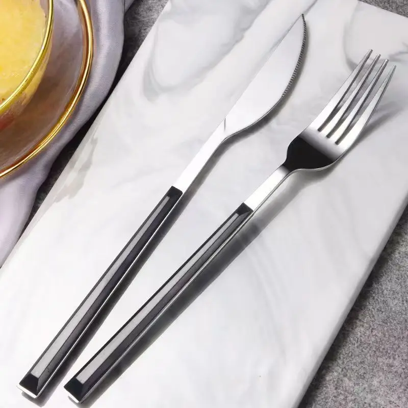 430 1810 Reusable Stainless Steel Flatware Spoons and Forks Set Cutlery Gift With Black Plastic Handle