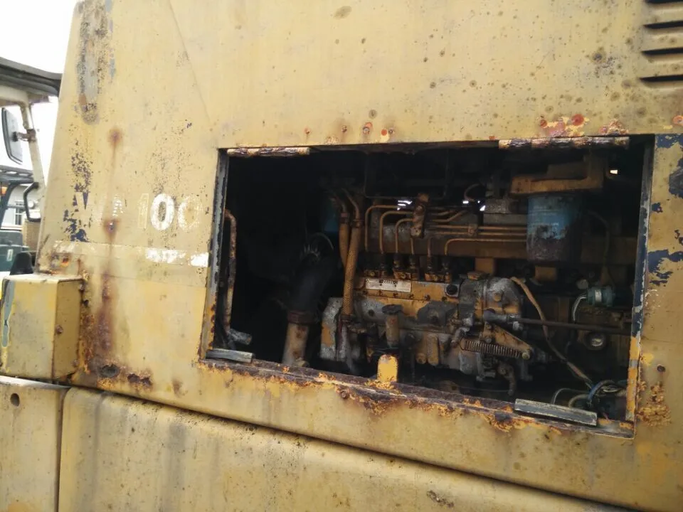 Used Free Shipping Komatsu second hand machinery for sale Top Brand WA100 Good Machine Wheel Loader for Sale