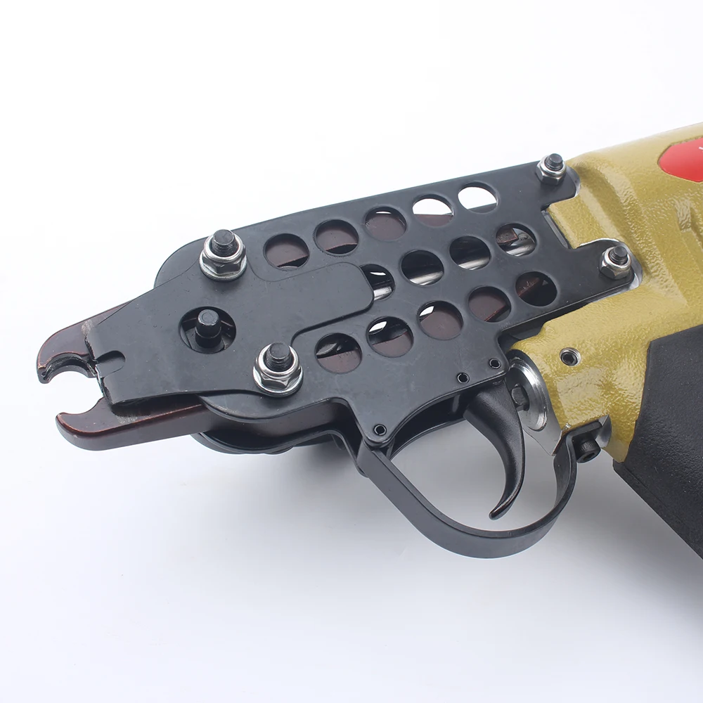 SC7C pneumatic Hog Ring Nailer C-Ring Plier sofa Mattress Cage Bed Air Fastening Gun New Design