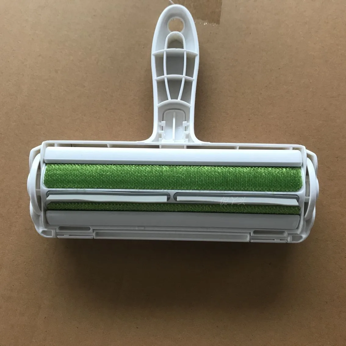 
Amazon Hot Sale Lint Roller Removal Remover Pet Dog Cat Hair Cleaning Brush Cleaner For Pet Hair 