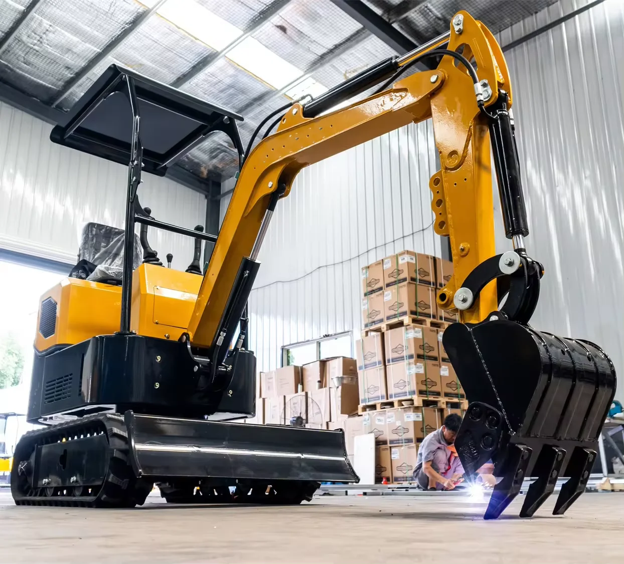 china wholesale compact new mini excavators 2 ton for sale
