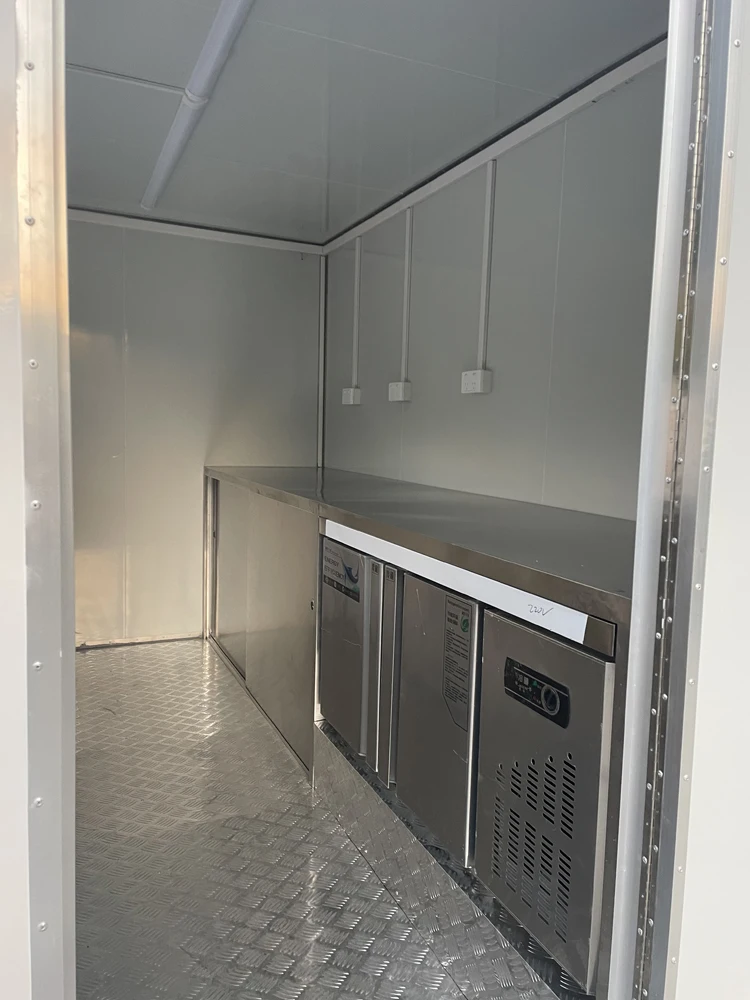 Food trailer  (11).jpg