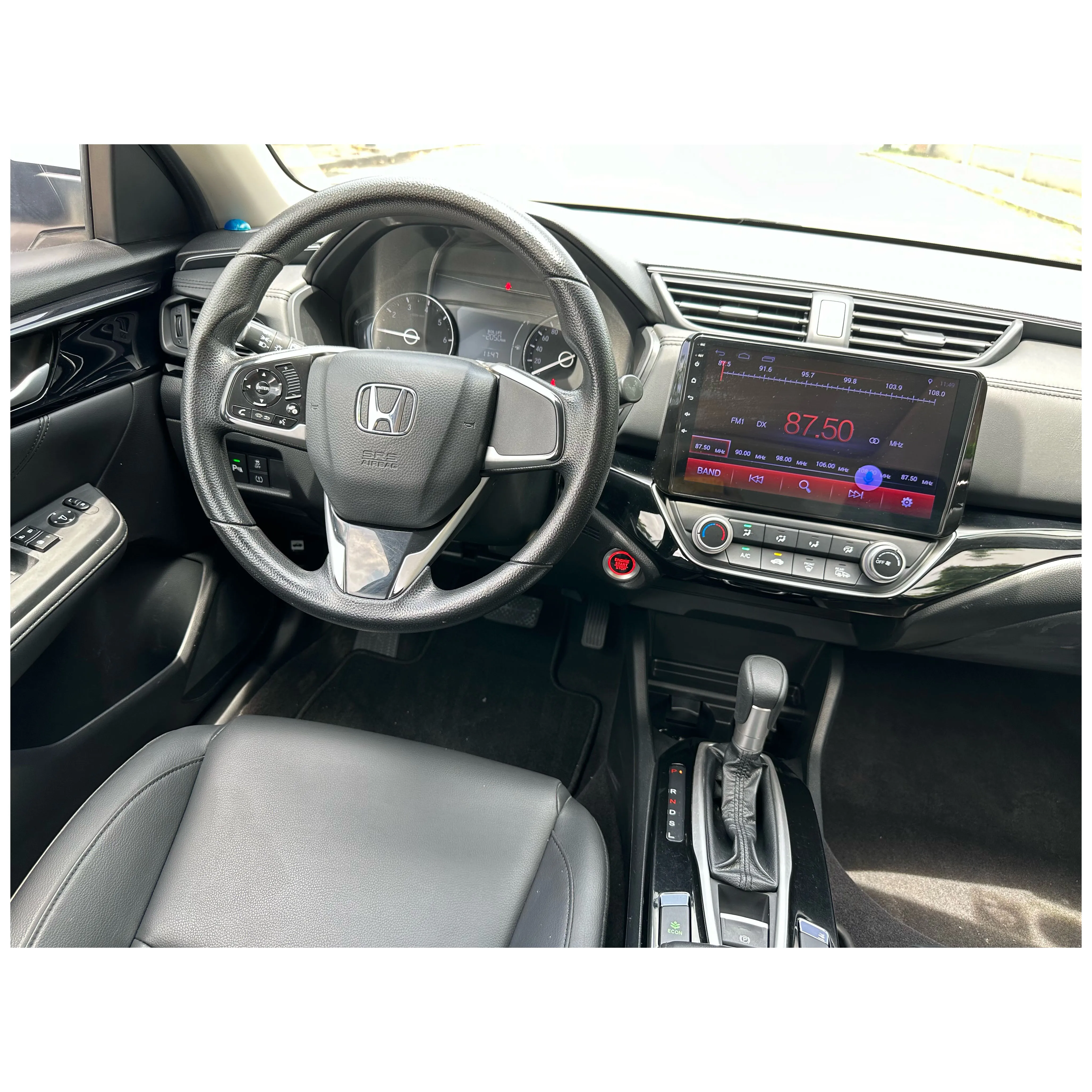 Высокое качество Подержанный автомобиль для продажи Honda Lampai 2019 180Turbo CVT Deluxe Edition