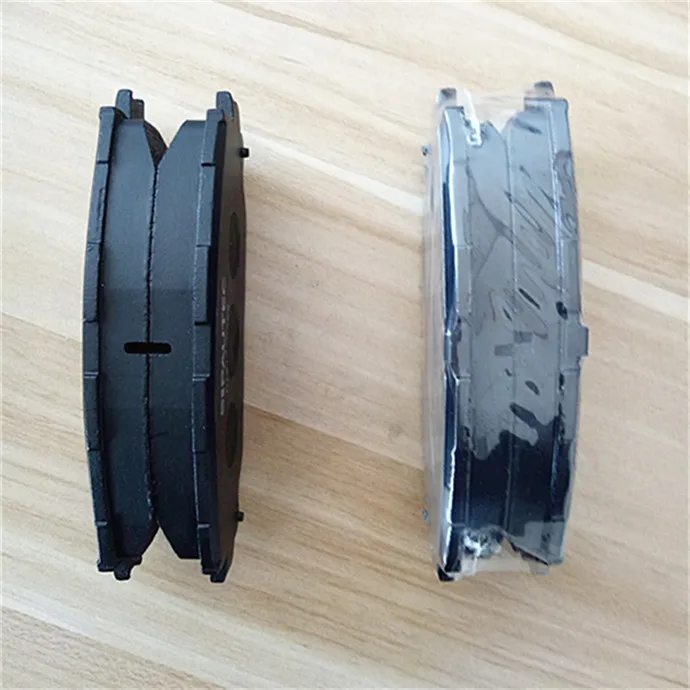 Factory Supply Premium Ceramic Disc Brake Pads 04465-42160 D1210 for TOYOTA Corolla Front