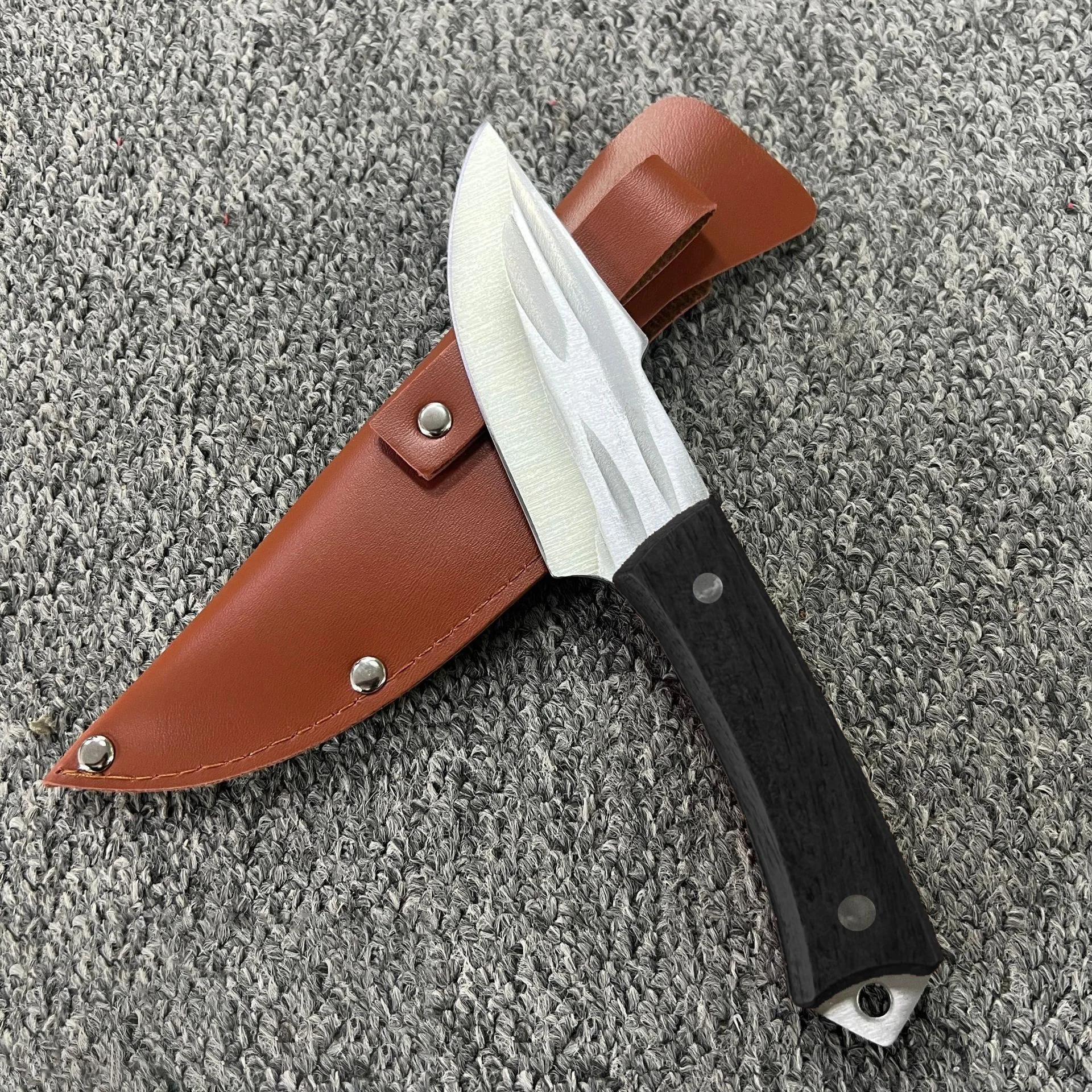 Factory Direct Stainless Steel Meat Cutting Knife with Wood Handle Portable Outdoor Barbecue Scabbard for Kitchen Use