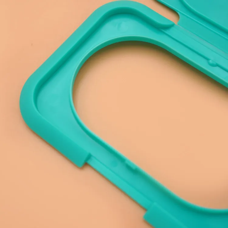 Hot New Product Plastic Wet Wipe Containers Flip Top Cap Reusable Wet Wipes Cover Lid