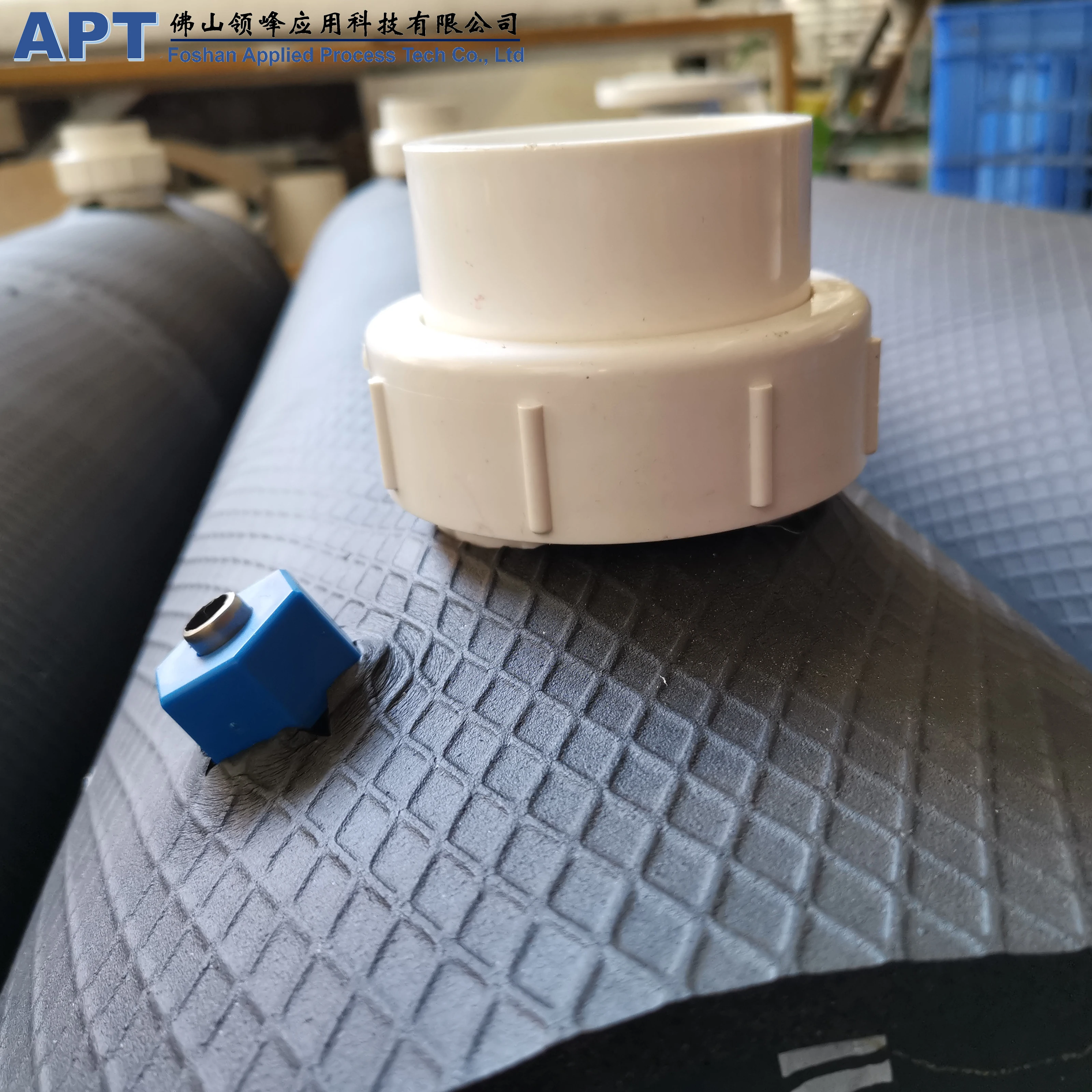 Shell and tube heat exchanger with Ti coil 50HP for aquarium chilling