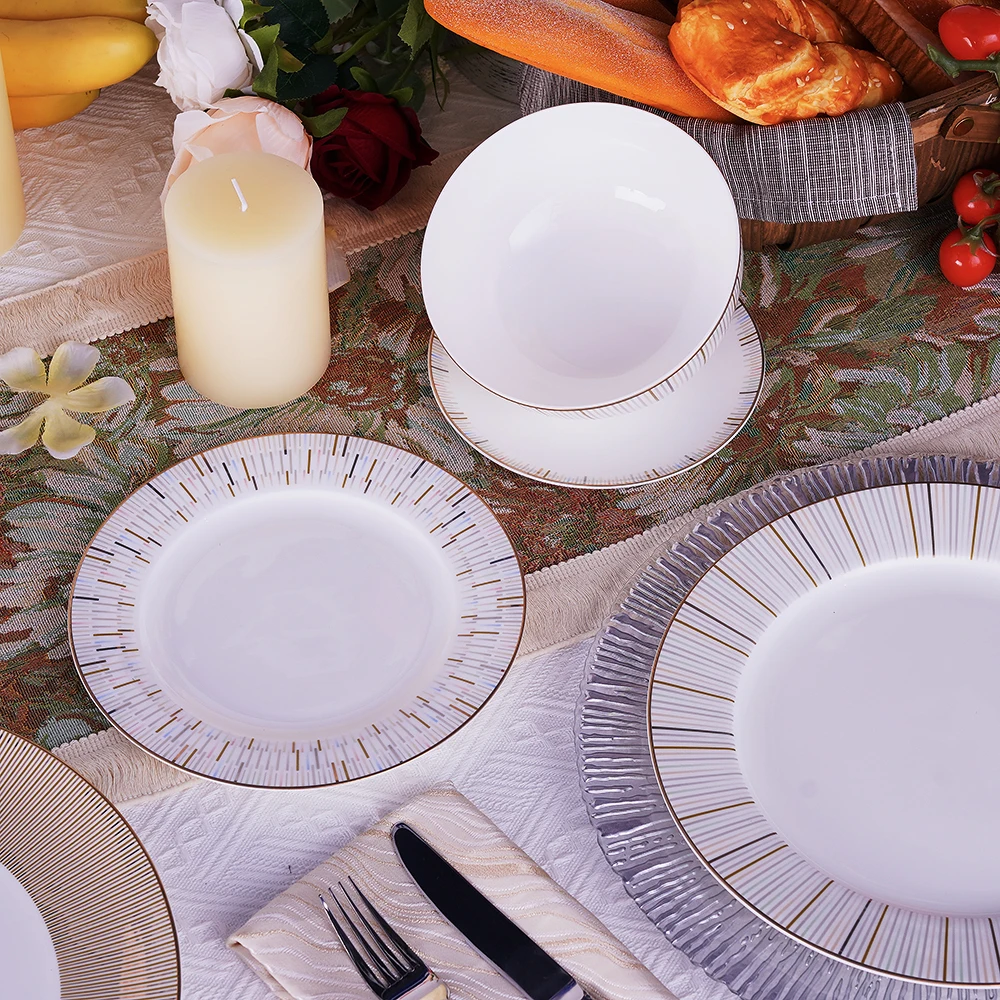 Wholesale Bone China Tableware Elegant Dinner Set Golden 4-Piece Plates Ceramic Dinnerware For Wedding&Party&Rental